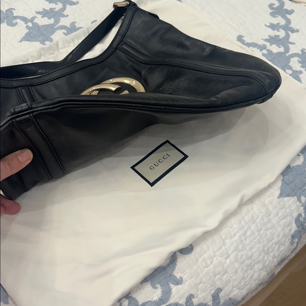 Authentic Gucci Leather bag. Good condition - Picture 9 of 11